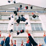 O que significa sonhar com faculdade? De medicina, direito e mais!