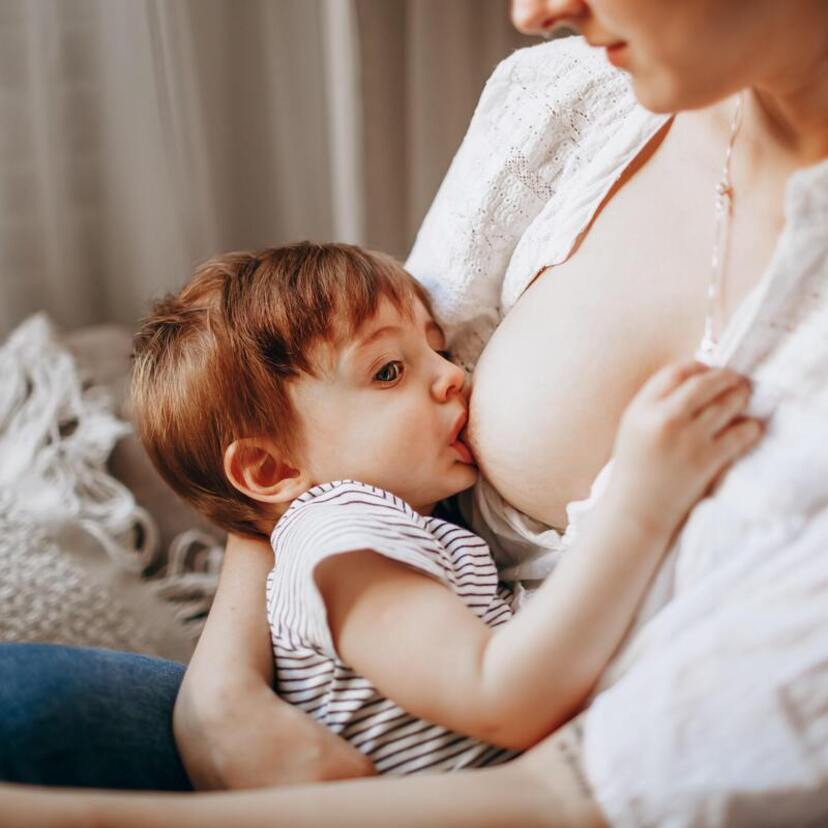 Sonhar que está amamentando: um bebê, uma criança, um adulto e mais!