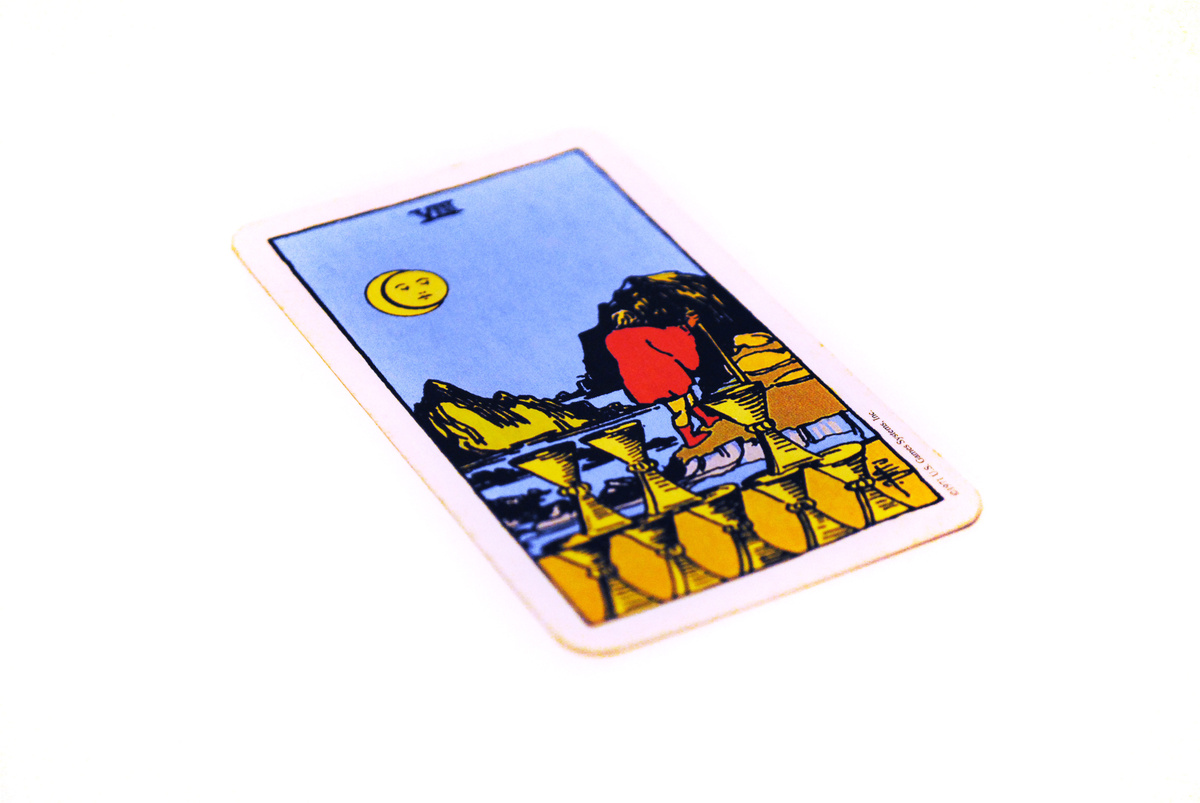 carta tarot 8 de copas