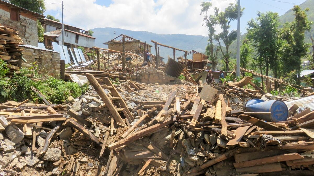 Destroços de um terremoto.