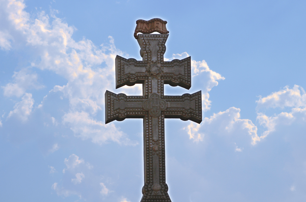 Cruz de caravaca.