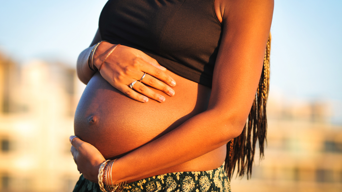 Uma barriga de grávida. 