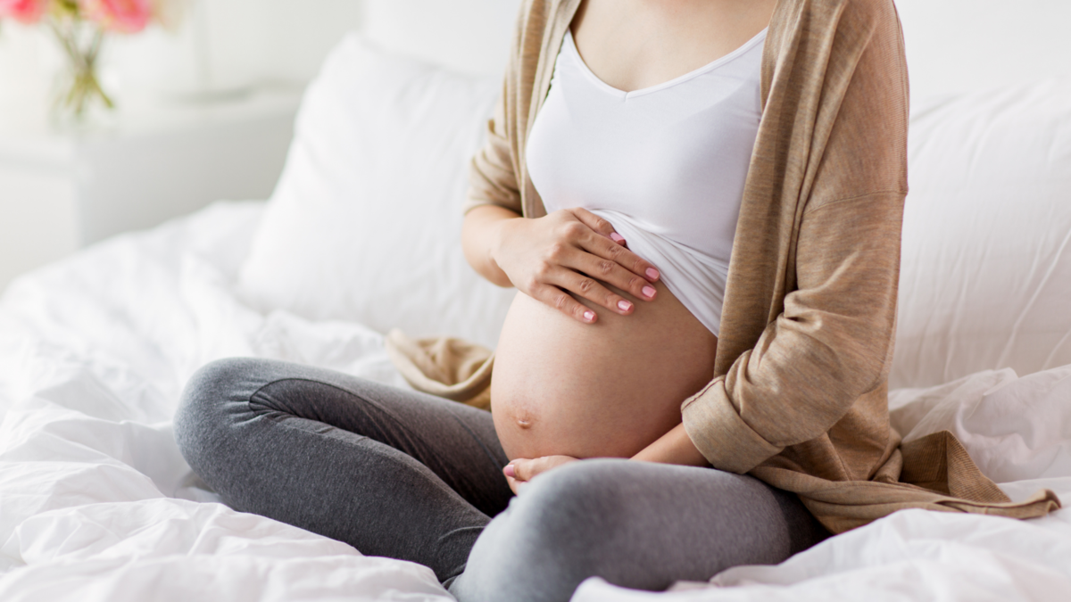 Uma barriga de grávida. 