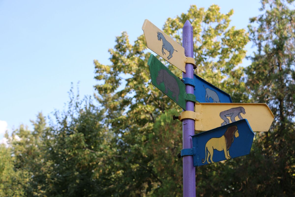 Placas de zoológico.