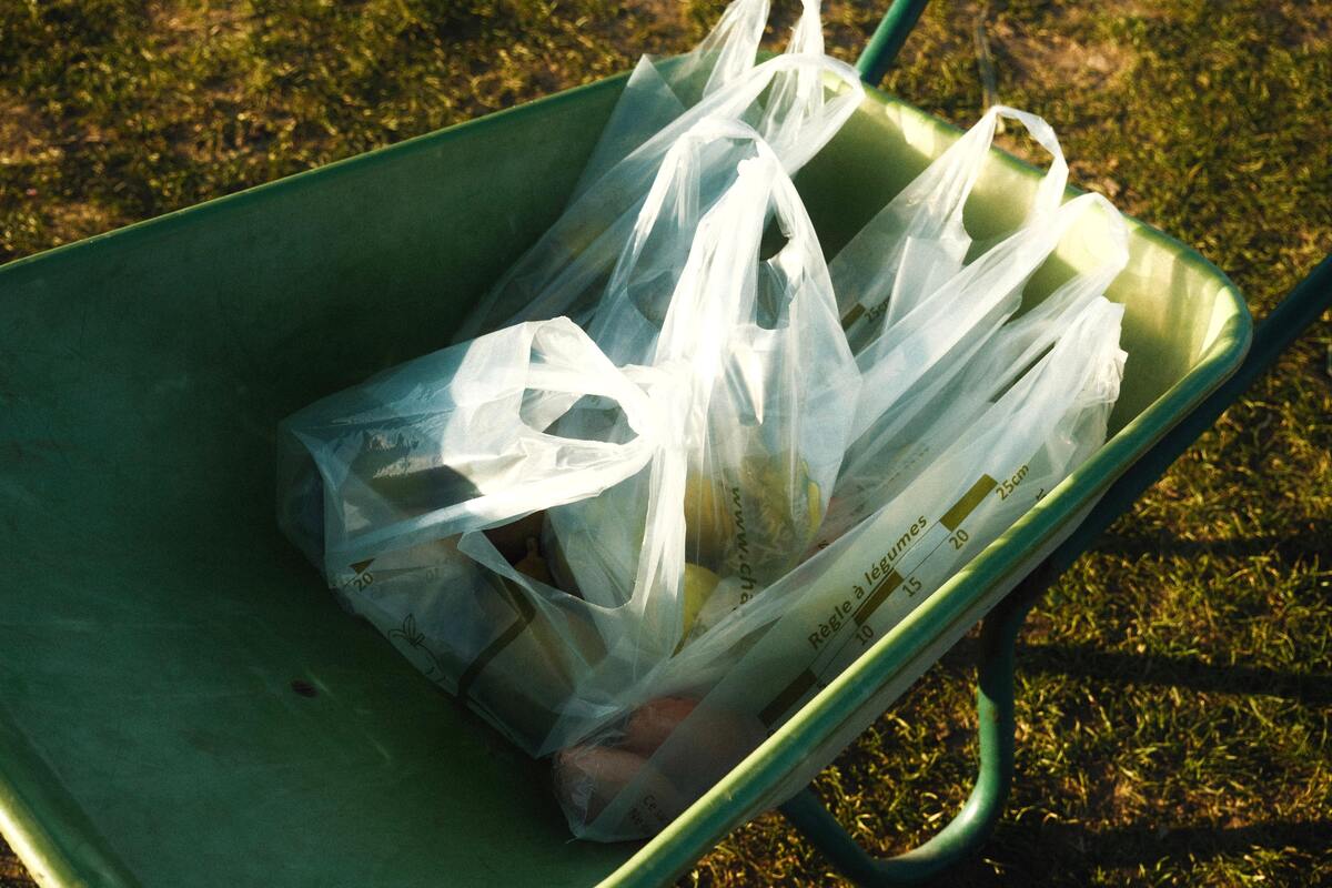 Sacolas plásticas.