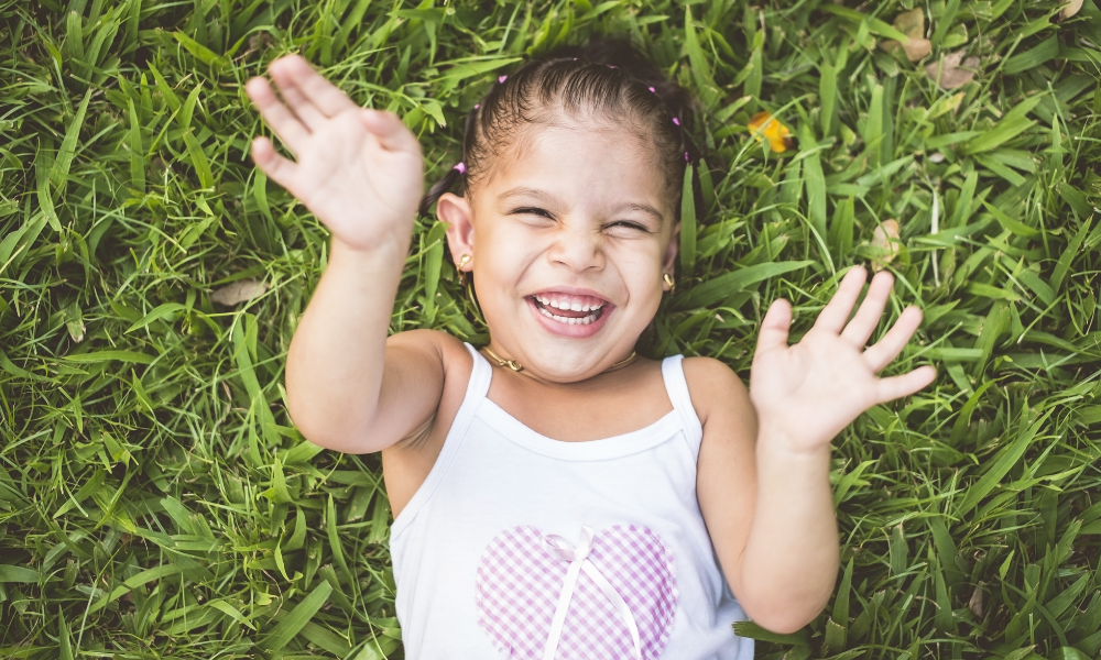 bebê sorrindo