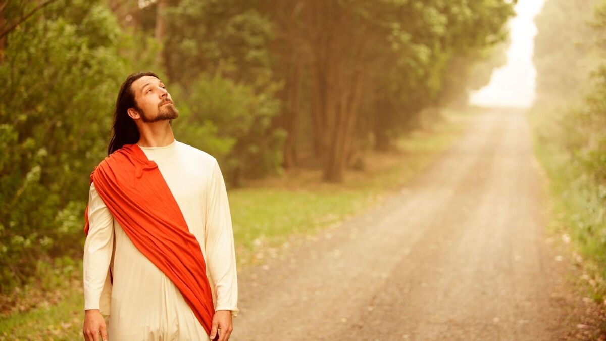 Jesus cristo em uma estrada.