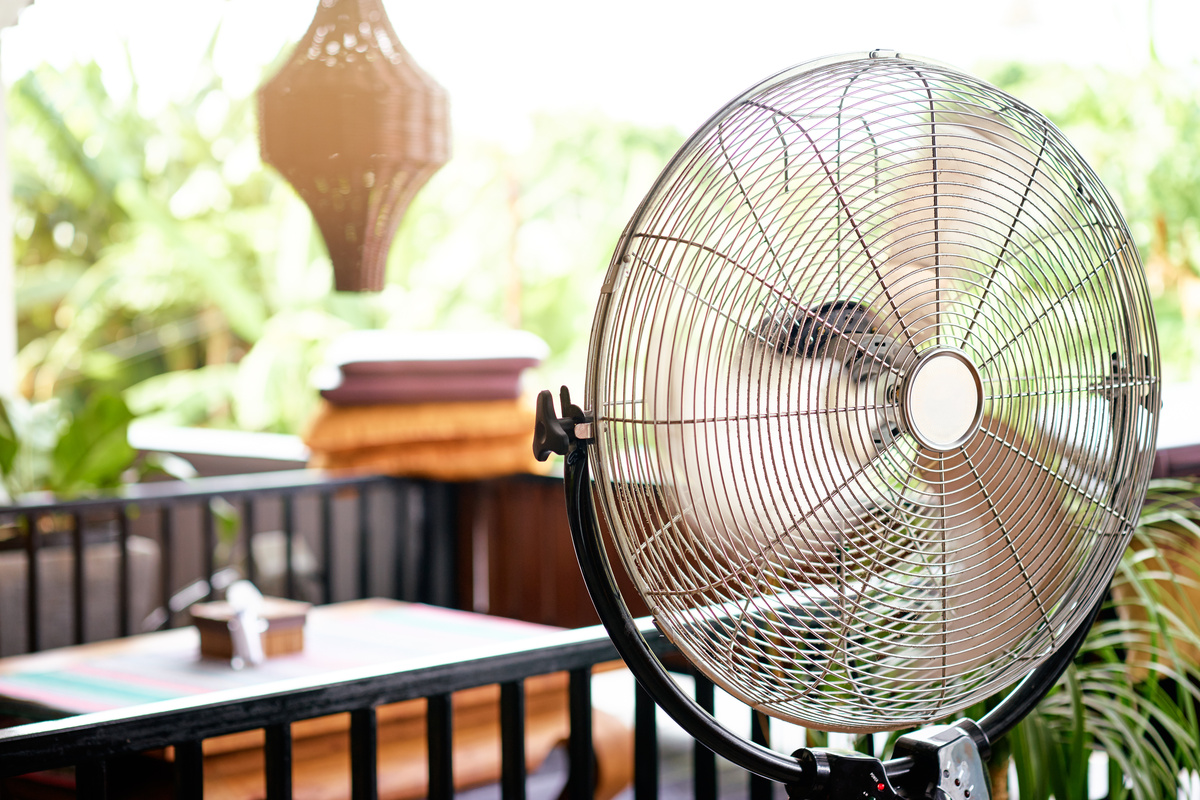 Ventilador de ferro em área externa