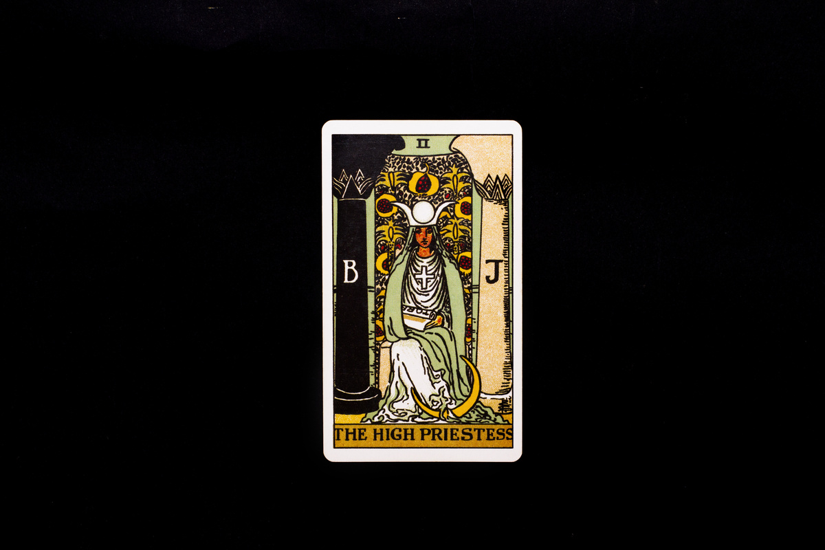 Carta A Sacerdotisa no tarot