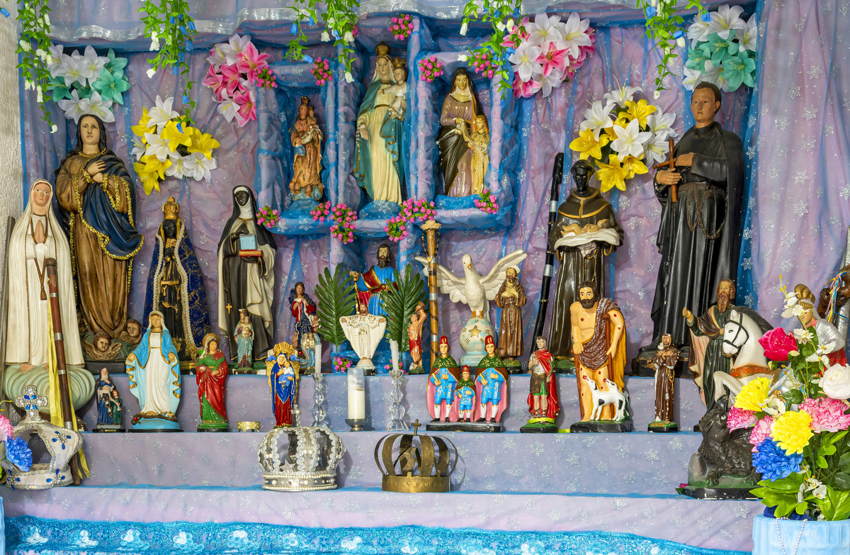 Figuras de religião. 