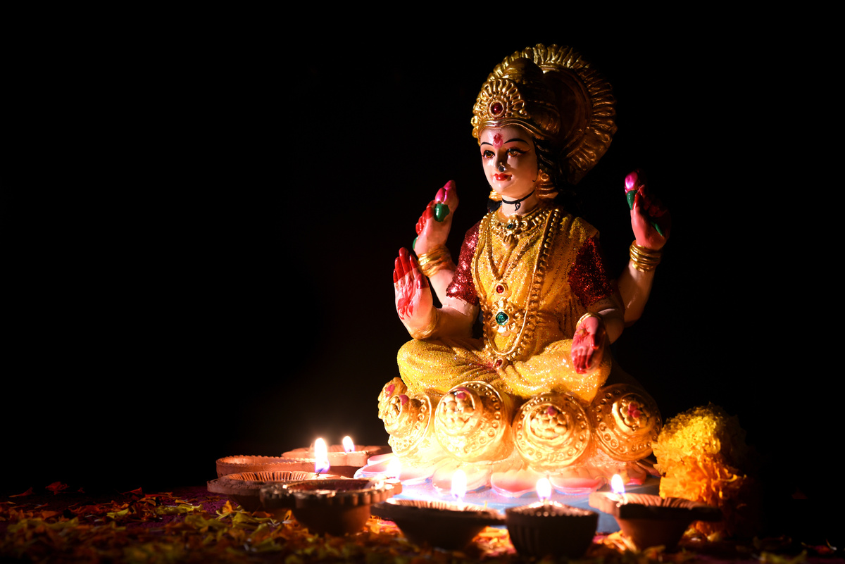 Estátua da deusa indiana da fortuna Lakshmi