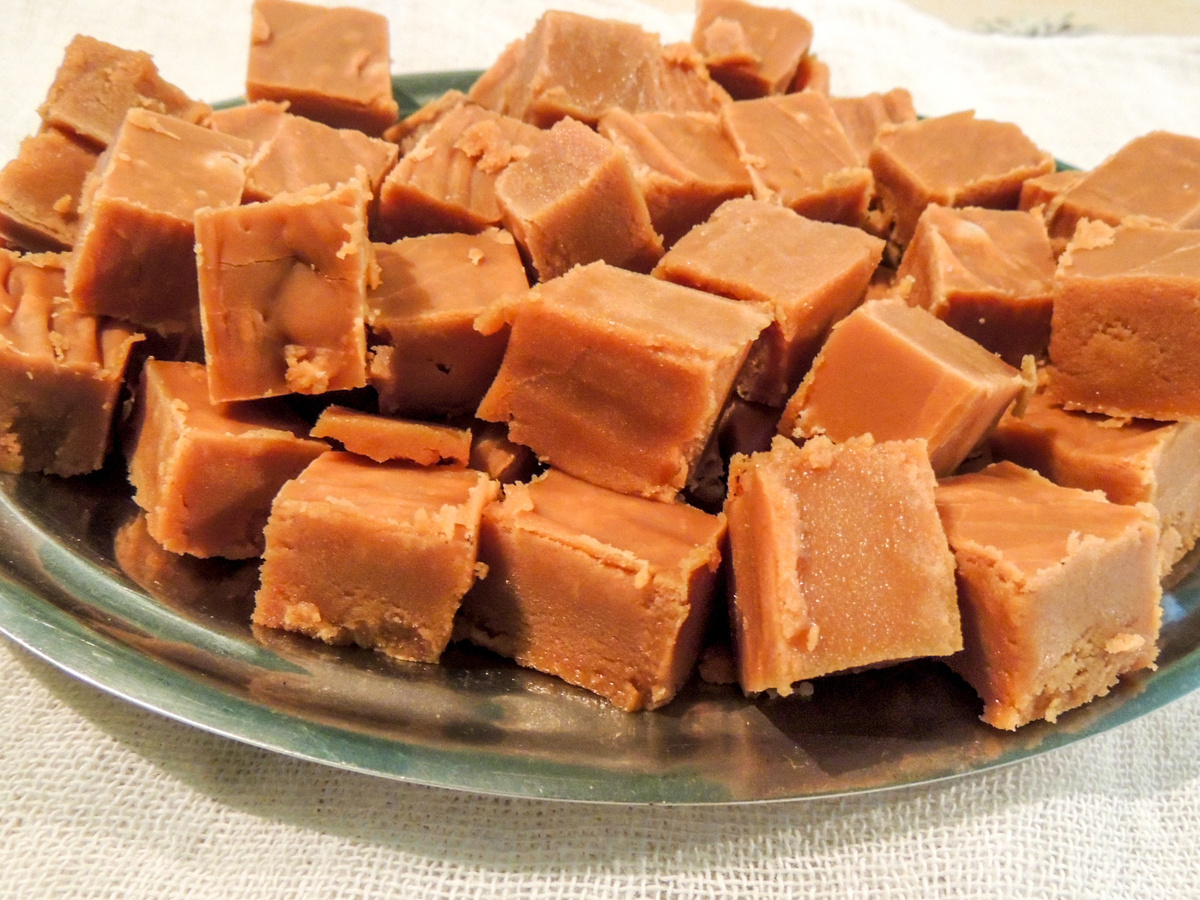 Pedaços de doce de leite 