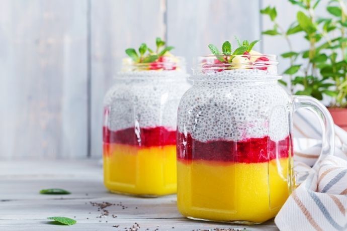 Pudim de chia com frutas