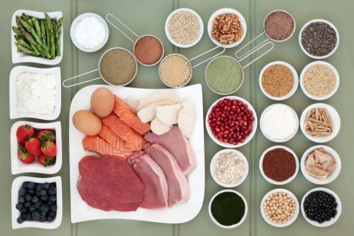 Diversos alimentos ricos em proteínas