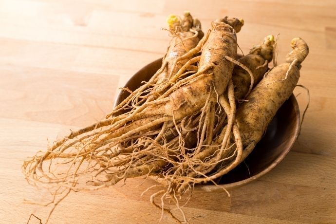 Raízes de Ginseng em bowl