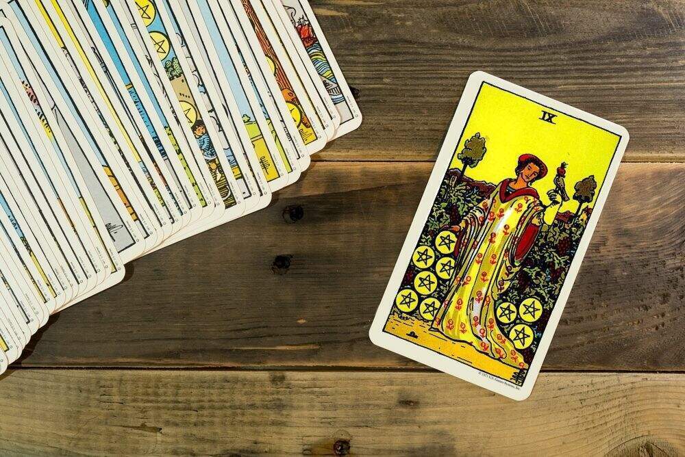 Carta 9 de Ouros no Tarot