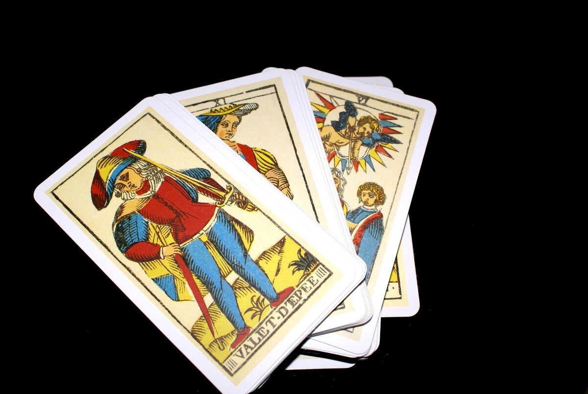 carta valete de ouros tarot