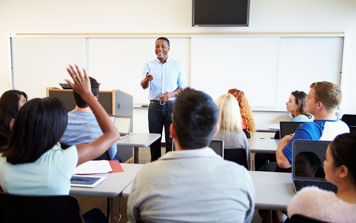 Aula de universidade.