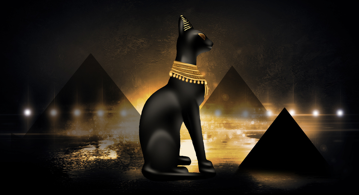 Estátua de deusa Bastet.